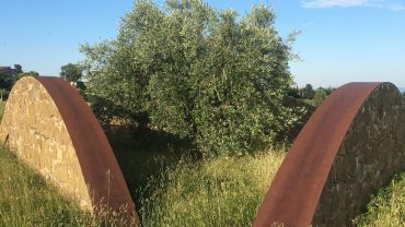 IL “LAND ART” OVVERO L’ARTE E LA NATURA CIRCOSTANTE  BRUFA, PARCO DELLE SCULTURE